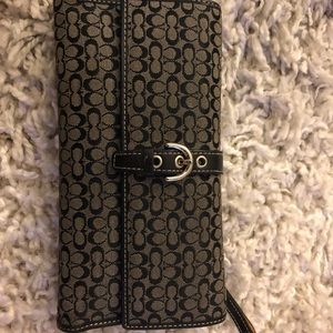 Coach Buckle Checkbook Wallet